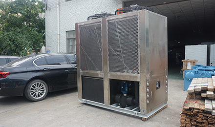 冷水機(jī)壓縮機(jī)出現(xiàn)結(jié)冰現(xiàn)象該如何進(jìn)行解決？